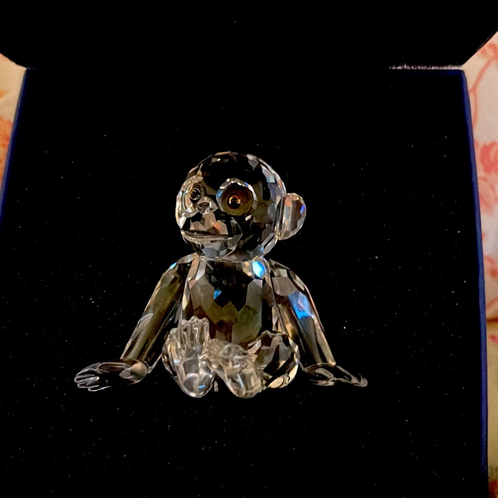 Swarovski Crystal Chimpanzee Monkey - Picture 5 of 10